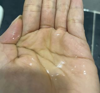 라로지크 X4 스케일링 퍼퓸 샴푸 1,000mℓ — 5점을 준 리뷰어가 2021년 12월 올린 사용 사진