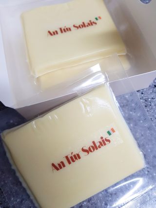 앙투어솔레 아일랜드 구워먹는 치즈 100 자연 치즈 와인안주 300g(100g x 3팩) — 5점을 준 리뷰어가 2022년 8월 올린 사용 사진