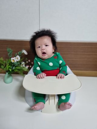 아르브 점보 쿠션 / 슈퍼플러스 아기 유아 의자 트레이 세트 (쿠션 아기의자/슈퍼플러스 사이즈 중 택 1) — 5점을 준 리뷰어가 2022년 12월 올린 사용 사진