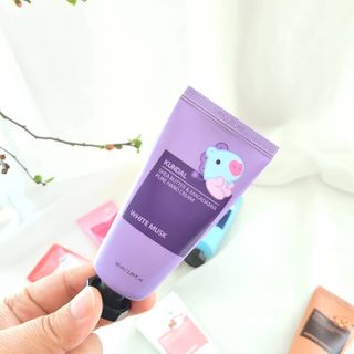 쿤달 BT21 시어버터 앤 마카다미아 퓨어 핸드크림 50ml 7구 기프트 세트 — 5점을 준 리뷰어가 2021년 3월 올린 사용 사진