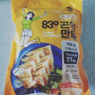 (주)성경순만두 곤약만두.콘치즈만두,삼각당면만두,당면 야끼만두,대구전통 납작만두,떡뽁이 매콤소스,달콤소스 — 4점을 준 리뷰어가 2023년 4월 올린 사용 사진