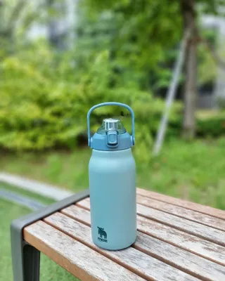 모즈스웨덴 MOZ 스웨덴 316 스텐 대용량 원터치 손잡이 보냉보온병 — 5점을 준 리뷰어가 2023년 8월 올린 사용 사진