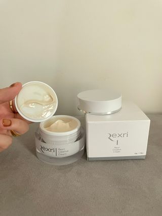 렉스리 크리에이티브 크림  Rexri Creative Cream — 3점을 준 리뷰어가 2021년 10월 올린 사용 사진