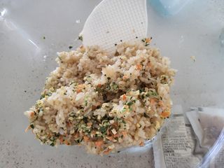 해풀잎 누구나 김밥*1ea [(혼합야채 35g *1ea,  김밥김 (5g, 5ea),  양념간장 (6g, 5ea), 참기름(5g, 2ea)] — 5점을 준 리뷰어가 2022년 7월 올린 사용 사진