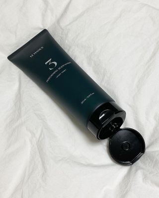 르핸스 퍼포밍 3 바디워시 비반트포렛/베티버포그 — 4.5점을 준 리뷰어가 2023년 1월 올린 사용 사진