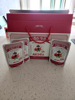 본황칠 이즙이 맛즙 ABC주스 30EA — 5점을 준 리뷰어가 2022년 7월 올린 사용 사진