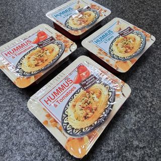[유픽]간편하게 즐기는 고단백 상온보관 후무스 2종, 총 4개 토마토맛/타히니맛[올리브맛 제외] — 3점을 준 리뷰어가 2021년 2월 올린 사용 사진