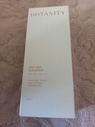 보타니티 촉촉수분자차 아쿠아핏 선 에센스 50ml + 보송톤업자차 징크 선 로션 50ml SPF50+ PA++++ (4/25) — 5점을 준 리뷰어가 2022년 4월 올린 사용 사진