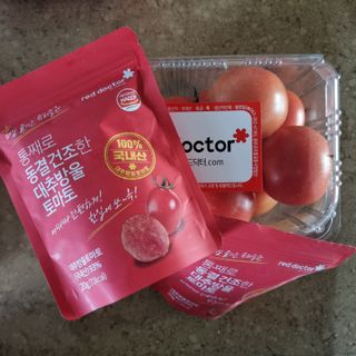 레드닥터 완숙토마토 + 통째로 동결건조한 대추방울토마토 — 5점을 준 리뷰어가 2022년 12월 올린 사용 사진