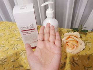 아미니 아크네 퓨어카밍 바디워시 500ml — 5점을 준 리뷰어가 2021년 6월 올린 사용 사진