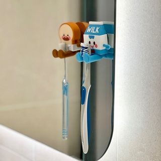 땅스부대찌개 X 브레드이발소 콜라보 비치타올 — 5점을 준 리뷰어가 2023년 6월 올린 사용 사진