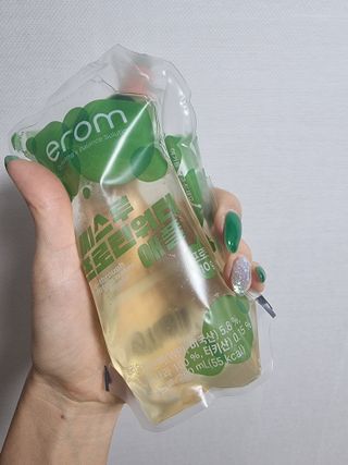이롬 씨스루 프로틴워터 사과, 자몽 200ml x 12입 — 5점을 준 리뷰어가 2022년 9월 올린 사용 사진