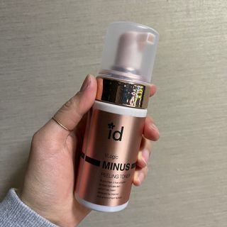 아이디플라코스메틱 아이디 브이로직 마이너스 필링 토너 110ml — 5점을 준 리뷰어가 2022년 1월 올린 사용 사진