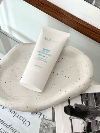엠디스픽 무향자차 수분 선크림 PSF50+ PA++++ 50ml — 5점을 준 리뷰어가 2023년 3월 올린 사용 사진