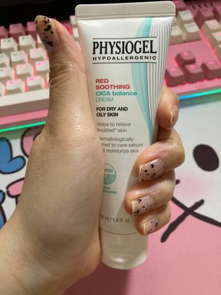 피지오겔 레드수딩 시카밸런스 크림 50ml — 5점을 준 리뷰어가 2022년 4월 올린 사용 사진