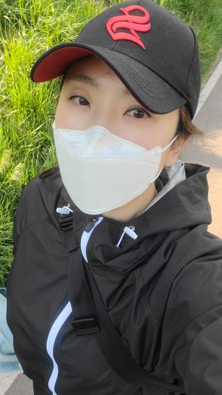 크노텐 후디집업자켓(다이어트땀복) — 5점을 준 리뷰어가 2022년 5월 올린 사용 사진