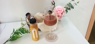 BLENDY'S 핑크 스무디+블론디 스무디 — 5점을 준 리뷰어가 2021년 10월 올린 사용 사진