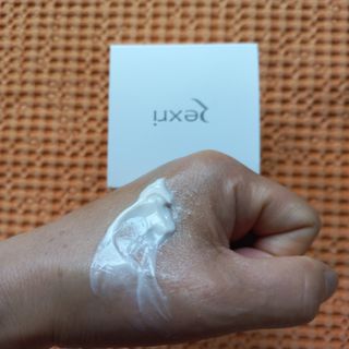 렉스리 크리에이티브 크림  Rexri Creative Cream — 5점을 준 리뷰어가 2022년 6월 올린 사용 사진
