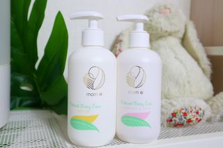 mom e 맘이 내추럴 베이비 케어 샴푸앤바스+로션 — 5점을 준 리뷰어가 2021년 1월 올린 사용 사진