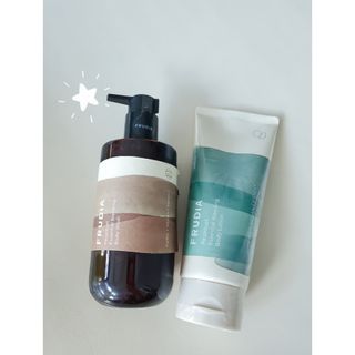 틱톡 [후르디아] 올리브영 아로마 비건 바디워시1종+바디로션1종 (그리너리) — 4점을 준 리뷰어가 2022년 12월 올린 사용 사진