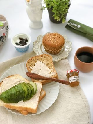 롯데제과 Vbread 포카치아식빵1개 + 미니식빵 1개 + 머핀 2개 세트 — 4점을 준 리뷰어가 2021년 9월 올린 사용 사진