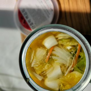 셰프애찬 단호박 백김치 1kg — 5점을 준 리뷰어가 2022년 10월 올린 사용 사진