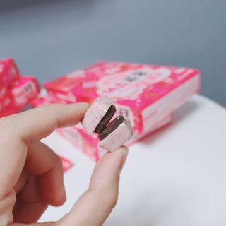 롯데제과 ABC초코쿠키 핑크베리 — 5점을 준 리뷰어가 2021년 2월 올린 사용 사진