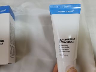 더마포레스트 마데카소사이드 리페어 크림,  모이스처라이징 아쿠아크림 — 5점을 준 리뷰어가 2021년 8월 올린 사용 사진
