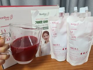 12월 15일 출시, 건강기능식품 브랜드 본리브 나 다운 시작 제품 3종 — 5점을 준 리뷰어가 2021년 2월 올린 사용 사진