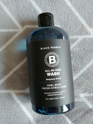블랙페블 올인원 워시 쿨 웨이브 500ml — 5점을 준 리뷰어가 2021년 4월 올린 사용 사진
