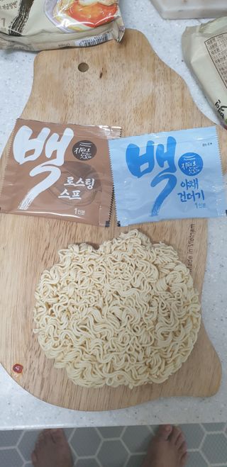 [풀무원] 자연은맛있다 정면, 백면, 홍면  세트 — 5점을 준 리뷰어가 2021년 4월 올린 사용 사진