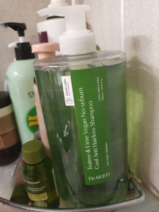 닥터시드 티트리 앤 라임 비건 지성케어 쿨 탈모 샴푸 (1000ml) — 5점을 준 리뷰어가 2023년 12월 올린 사용 사진