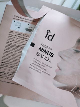 아이디플라코스메틱 아이디 페이스핏 마이너스 밴드 v2 — 4점을 준 리뷰어가 2022년 5월 올린 사용 사진