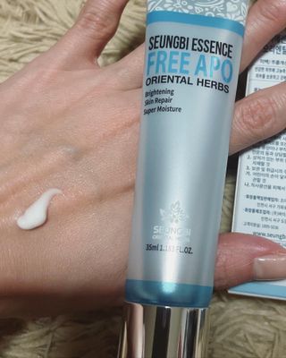 조아산코스메틱 승비 에센스 프리아포 오리엔탈 허브 크림 + 승비 에센스 프리아포 오리엔탈 허브 스킨 SET — 5점을 준 리뷰어가 2021년 11월 올린 사용 사진