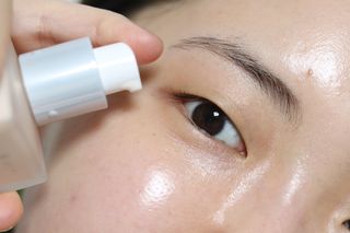 [RMK] 메이크업 베이스 + 리퀴드 파운데이션 — 5점을 준 리뷰어가 2021년 4월 올린 사용 사진