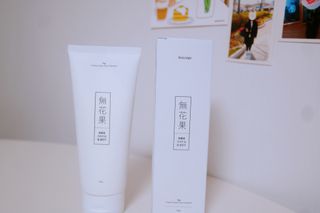 [베러오리진] 무화과 크리미 딥 폼 클렌저/피부 노폐물 & 미세먼지 99 세정 인증 민감성 피부 무자극 인증 — 5점을 준 리뷰어가 2021년 12월 올린 사용 사진