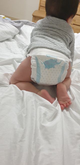오브맘 밤 프리미엄 아기 기저귀 팬티형 밴드형 — 4점을 준 리뷰어가 2021년 1월 올린 사용 사진