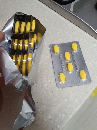 서울약사신협_내몸애발란스멀티비타민앤미네랄파워업_800mg x 90정 — 4점을 준 리뷰어가 2021년 8월 올린 사용 사진