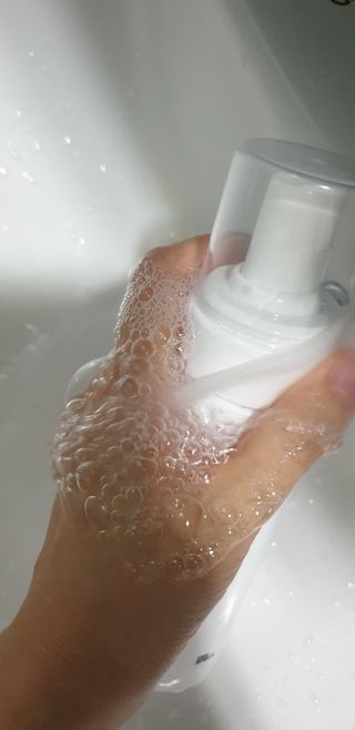 MF프리 [닥터문] 유산균 락토케어 질경초 여성청결제 200ml (폼타입) — 4점을 준 리뷰어가 2022년 6월 올린 사용 사진