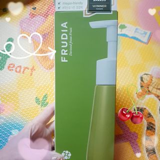 [후르디아] 아보카도 약산성 비건 여성 청결제 — 5점을 준 리뷰어가 2021년 12월 올린 사용 사진