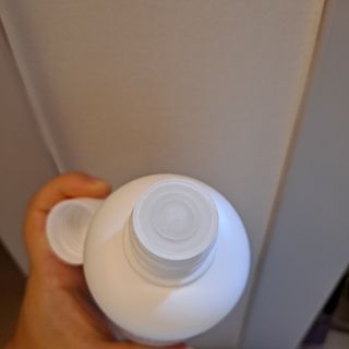 [HUREX] 휴렉스 볼류마이징 탈모완화 기능성 샴푸 150ml x 2개 — 5점을 준 리뷰어가 2021년 10월 올린 사용 사진