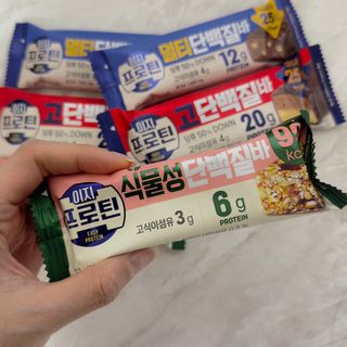 이지프로틴바 3종x각 2ea (고단백질바, 멀티단백질바, 식물성단백질바) — 5점을 준 리뷰어가 2024년 2월 올린 사용 사진