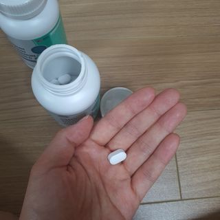 서울약사신협 네이처픽_칼슘마그네슘비타민D_1,305mg x 120캡슐 — 5점을 준 리뷰어가 2021년 9월 올린 사용 사진