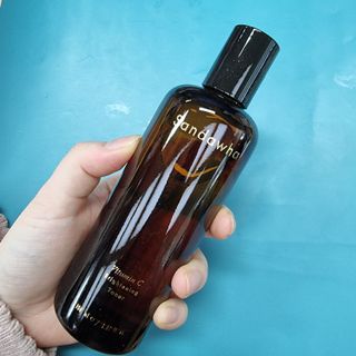 스킨큐어 산다화 비타민c 화이트닝 토너 150ml — 5점을 준 리뷰어가 2022년 2월 올린 사용 사진
