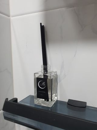 프리미엄 센트문 퍼퓸 디퓨저 100ml — 5점을 준 리뷰어가 2022년 12월 올린 사용 사진