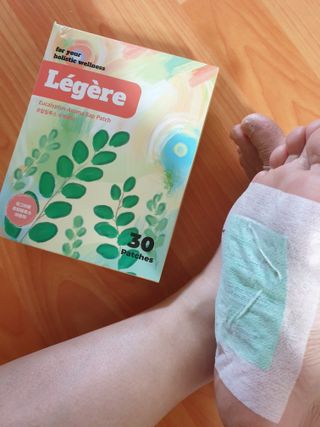 [레제르] 아로마 수액패치 발패치 30매입 -라벤더향/유칼립투스향/대나무향 — 5점을 준 리뷰어가 2022년 4월 올린 사용 사진