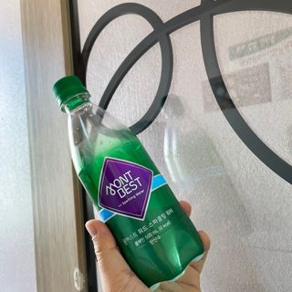 몽베스트 Montbest with Sparkling water Plain 20병 — 5점을 준 리뷰어가 2022년 12월 올린 사용 사진