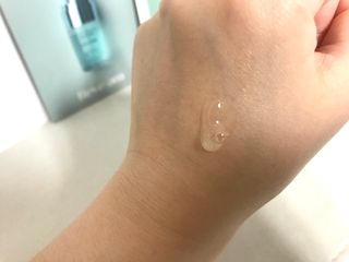 나우 [리브엠] 화해 1등 수분앰플 , 엑소코어 워터풀 텐션 앰플 — 5점을 준 리뷰어가 2023년 5월 올린 사용 사진