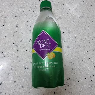 몽베스트 Montbest with Sparkling water Lemon OR Lime 20병(랜덤) — 3.5점을 준 리뷰어가 2021년 10월 올린 사용 사진
