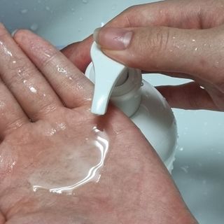 큐어코드 수딩 릴리프 클렌저 — 5점을 준 리뷰어가 2022년 7월 올린 사용 사진